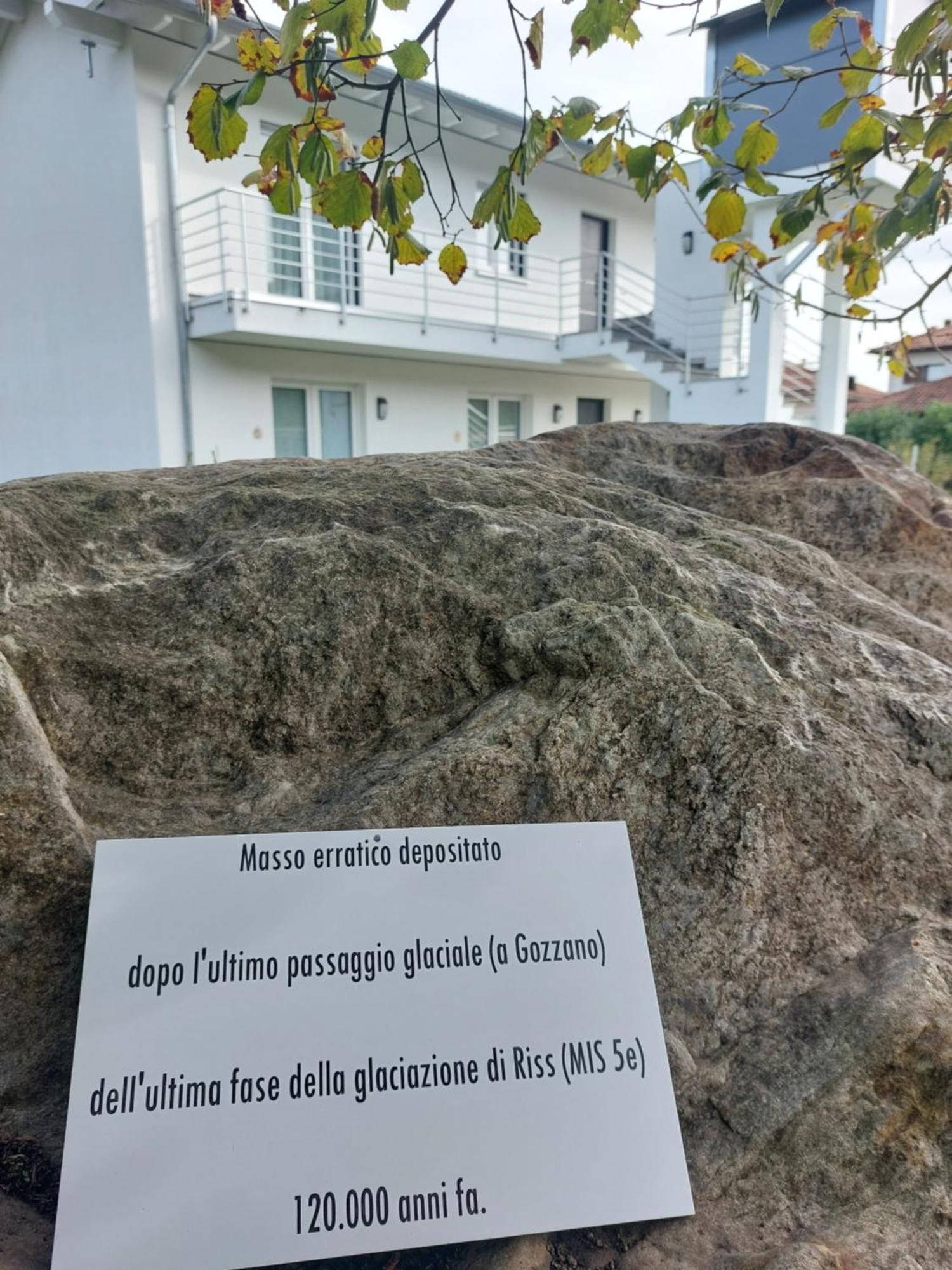 Skylab Hotel Gozzano ภายนอก รูปภาพ
